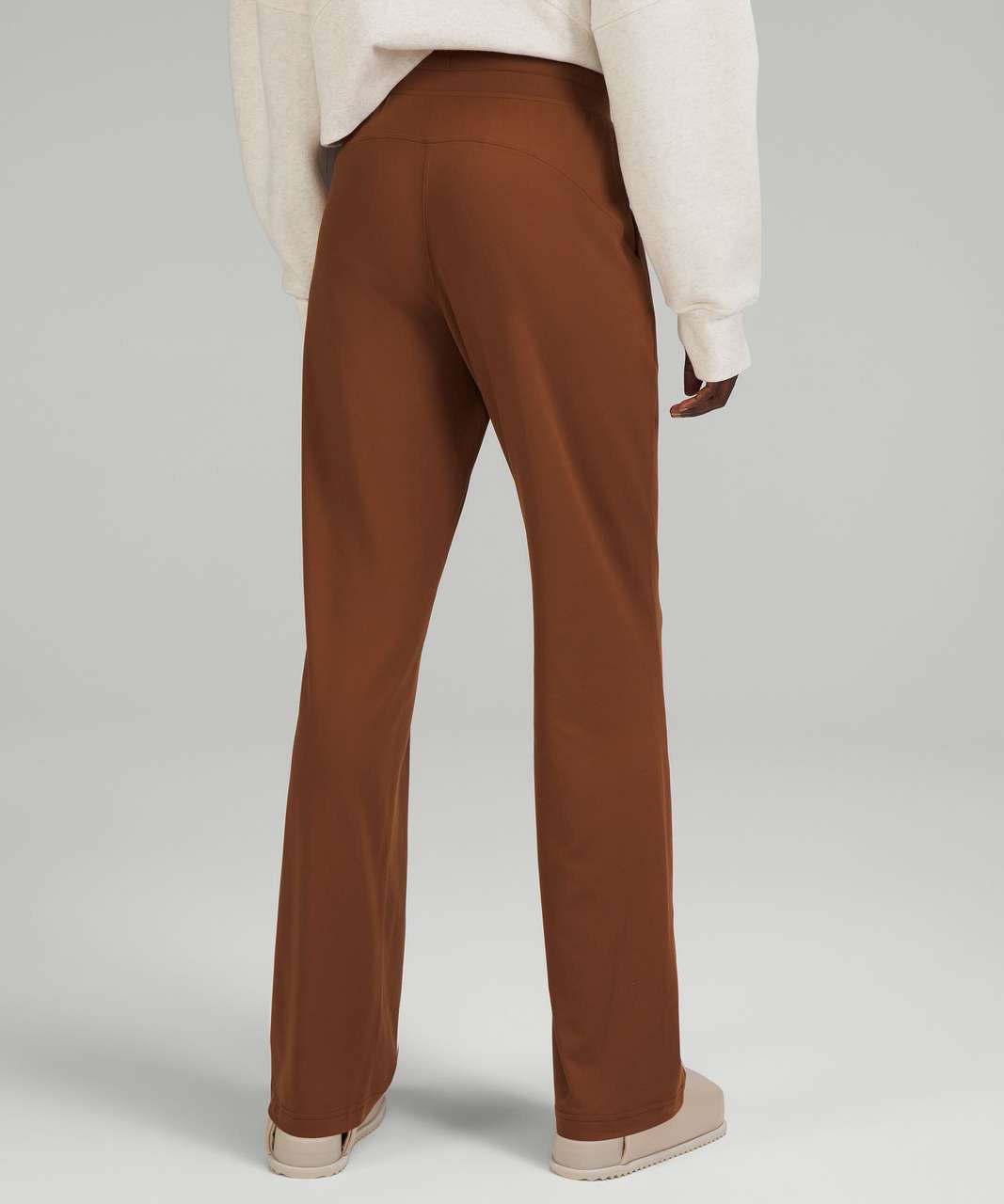 Ready to Rulu Straight Leg High-Rise Pant 31” | Size 2