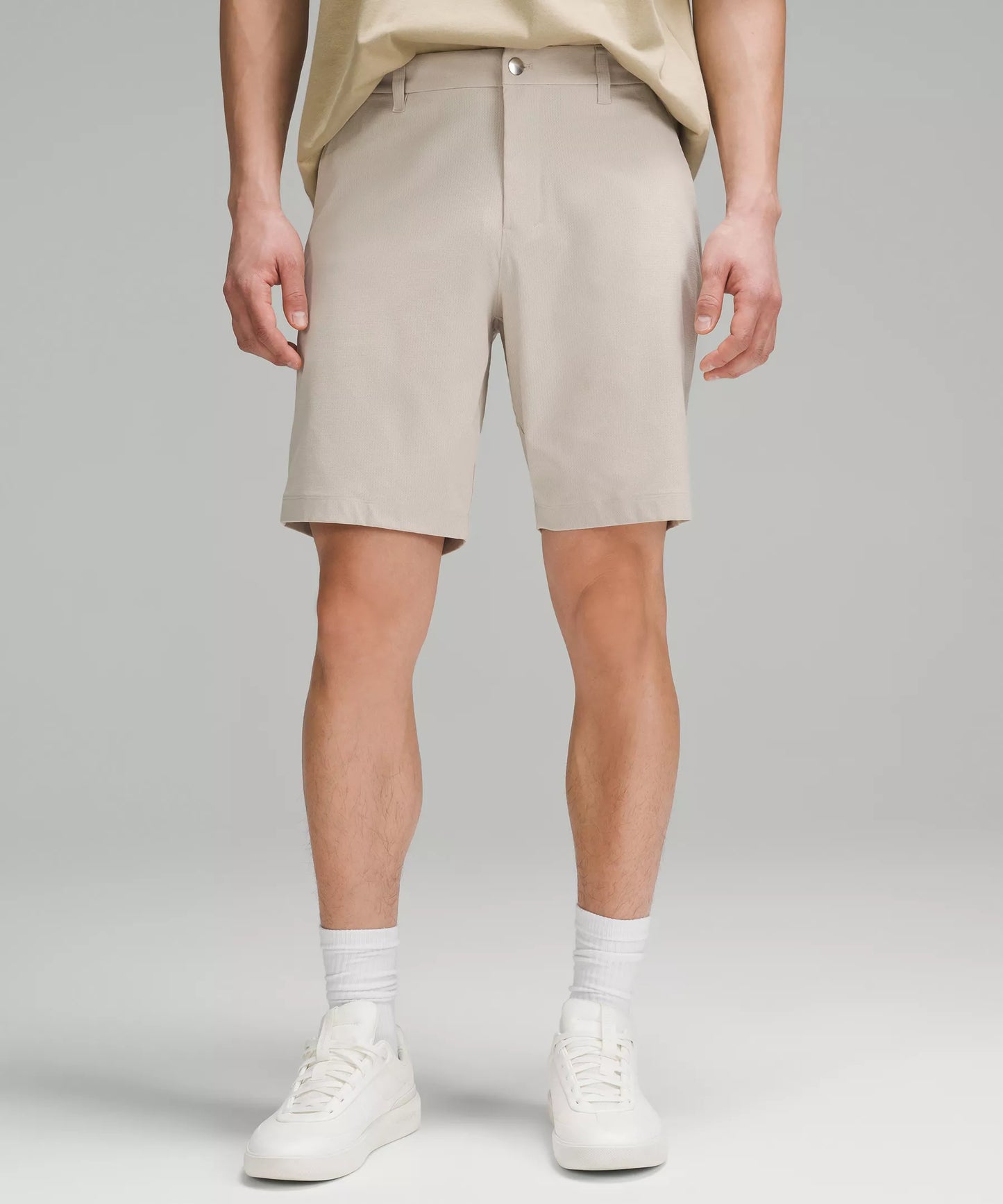 Men’s ABC Classic-Fit Short 9" *WovenAir | Size 32