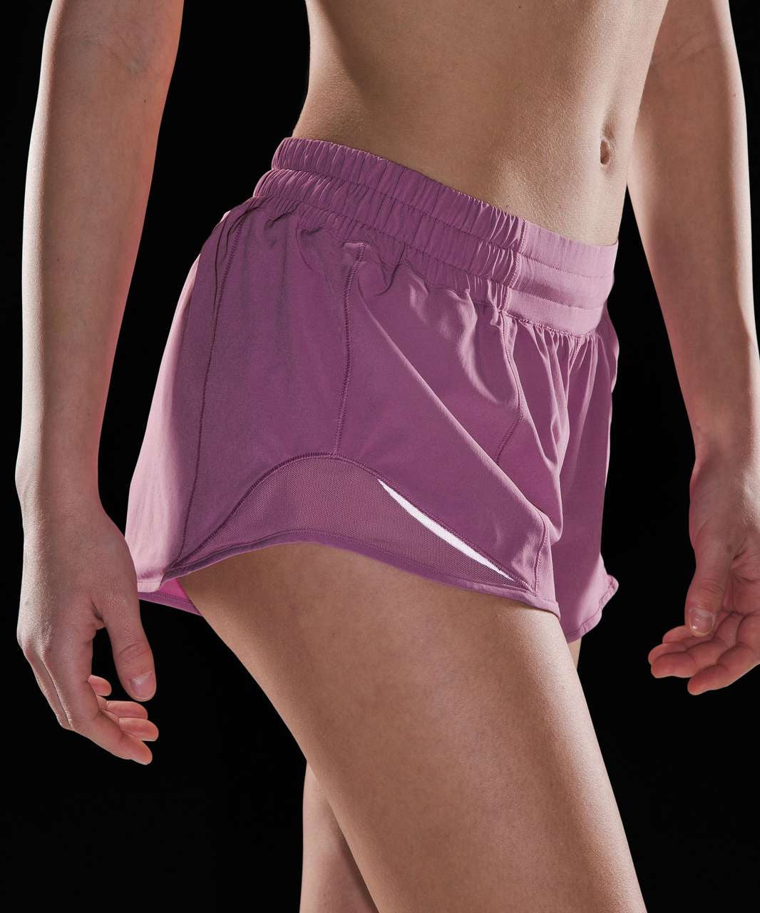 Hotty Hot Low-Rise Short 2.5” | Size 10